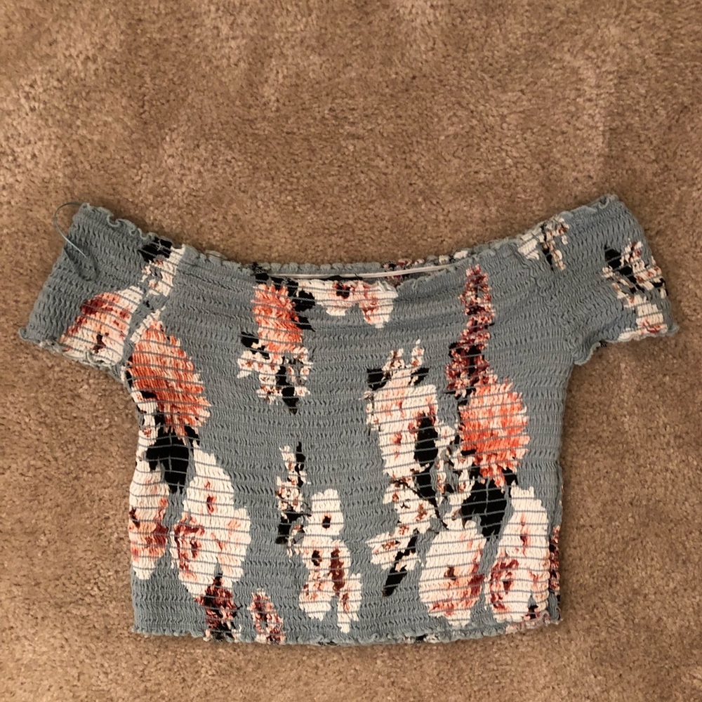 Kendall & Kylie floral off the shoulder top!